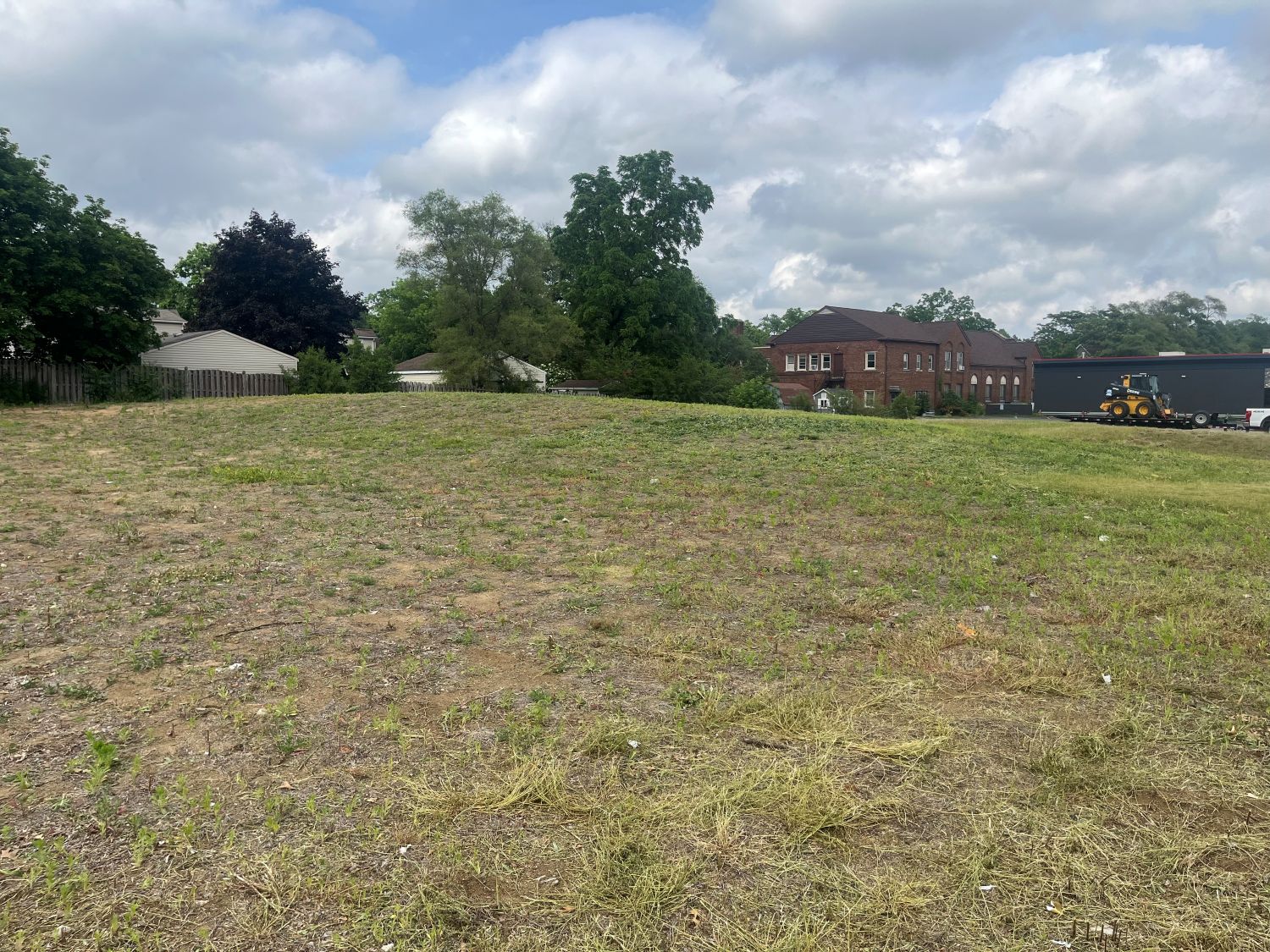 Landscaping — vacant lot clearing